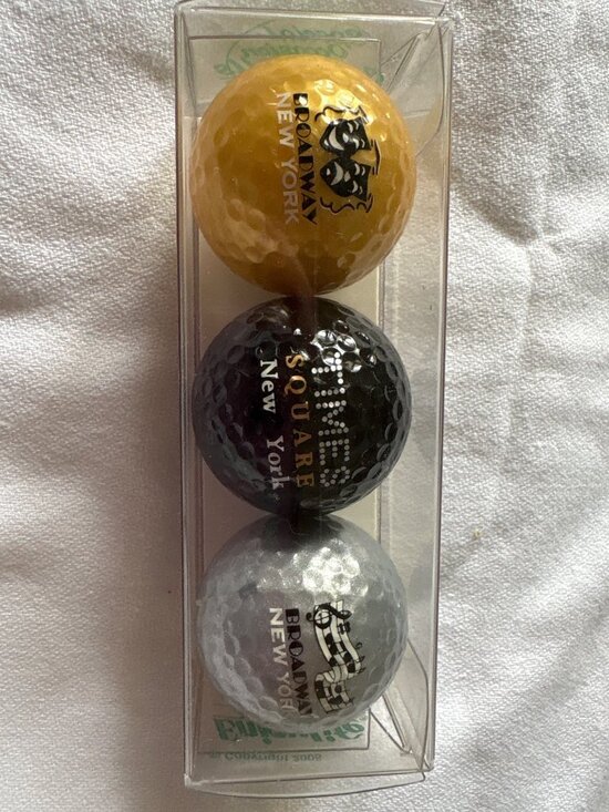 EnjoyLife Other - Y2K  New York Golf Balls Gift Set - Gold Black & Silver - Broadway & Times Squar